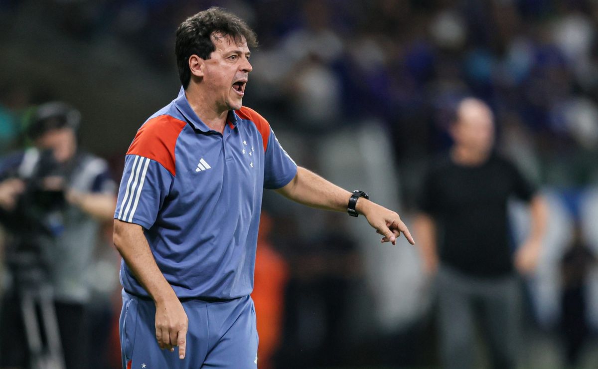 fernando diniz assume culpa por empate do cruzeiro com o lanús: "põe na minha conta"