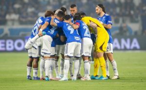 "fator diniz" vira trunfo do cruzeiro para superar fluminense e desempenho ruim no maracanã