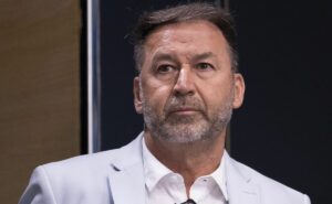 corinthians se revolta contra o flamengo e decide ir ao stjd para não ter jogo