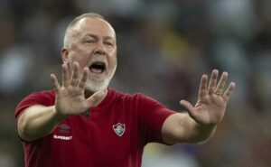 mano menezes avalia cruzeiro de fernando diniz: "porque é início de trabalho"