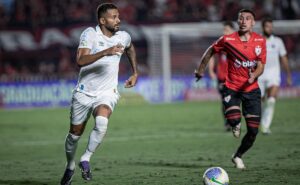 grêmio x atlético go: tricolor precisa quebrar jejum para vencer o lanterna