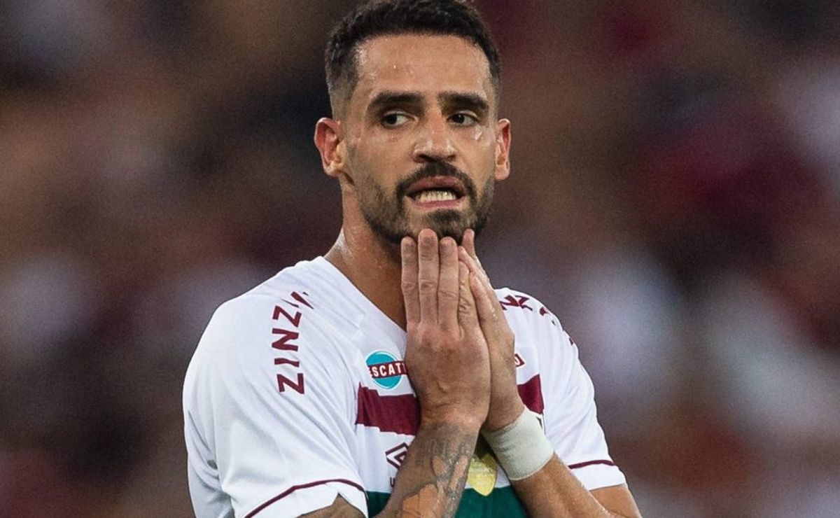 renato augusto, ídolo do corinthians, continua sem jogar e fiel não perdoa: “não consegue mais"