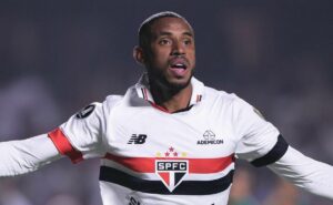 reserva no são paulo, andré silva é top 3 do time com mais participações em gols no brasileirão