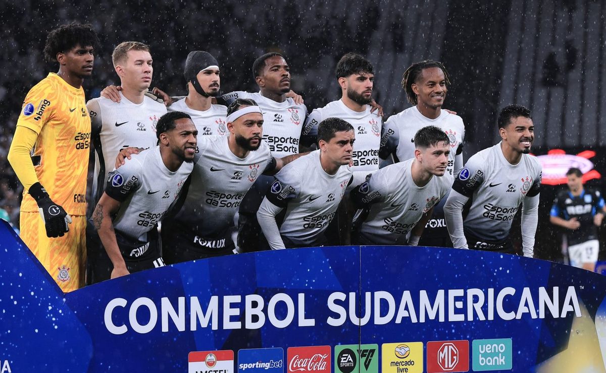 corinthians tem folha salarial três vezes maior que racing