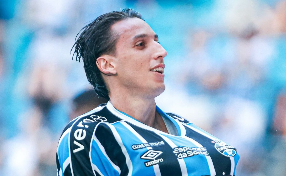 “novo geromel” surge no grêmio e sucessor do ídolo empolga na base