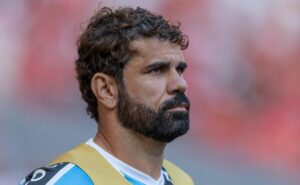 diego costa e dodi desfalcam grêmio de renato gaúcho contra atlético go