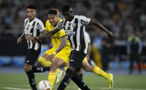 peñarol x botafogo na libertadores pode acontecer com portões fechados por decisão da conmebol