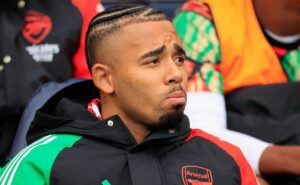 palmeiras enfrentará mercado árabe para conseguir contratação de gabriel jesus