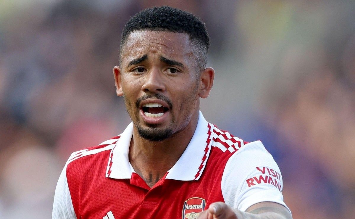 palmeiras recebe situação de gabriel jesus sobre volta ao brasil e atacante não descarta acordo