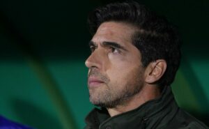 abel alerta para falta de pontaria do palmeiras na reta final do brasileirão