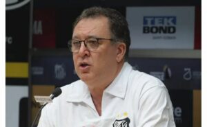 marcelo teixeira pode rescindir com contratação equivocada no santos e assunto morelos entra em pauta