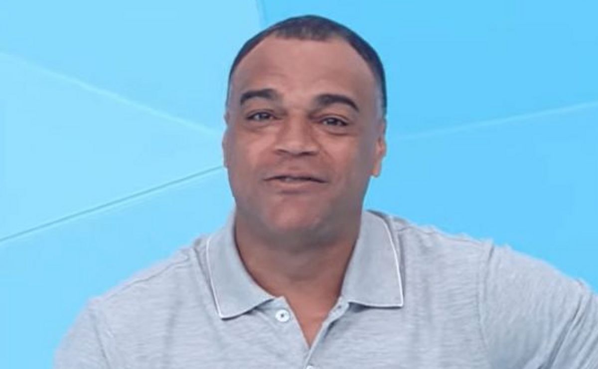 denílson não aprova coutinho e payet juntos no vasco: "time perde a mobilidade"