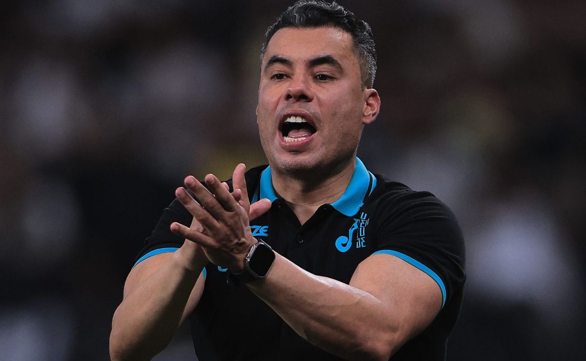 jair ventura critica arbitragem de vasco x juventude, pelo brasileirão: “sempre acaba em pizza”