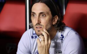 zubeldía terá permanência no são paulo só com um fator, diz arnaldo ribeiro 