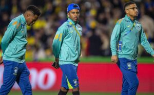 são paulo observa 2 jogadores de seleção brasileira, mas não fará loucuras