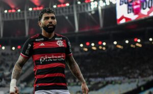 gabigol não gostou de substituição em corinthians x flamengo, mas respeita decisão de filipe luís 