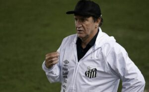 cuca está apalavrado com o santos e quer levar dudu do palmeiras, diz jornalista 