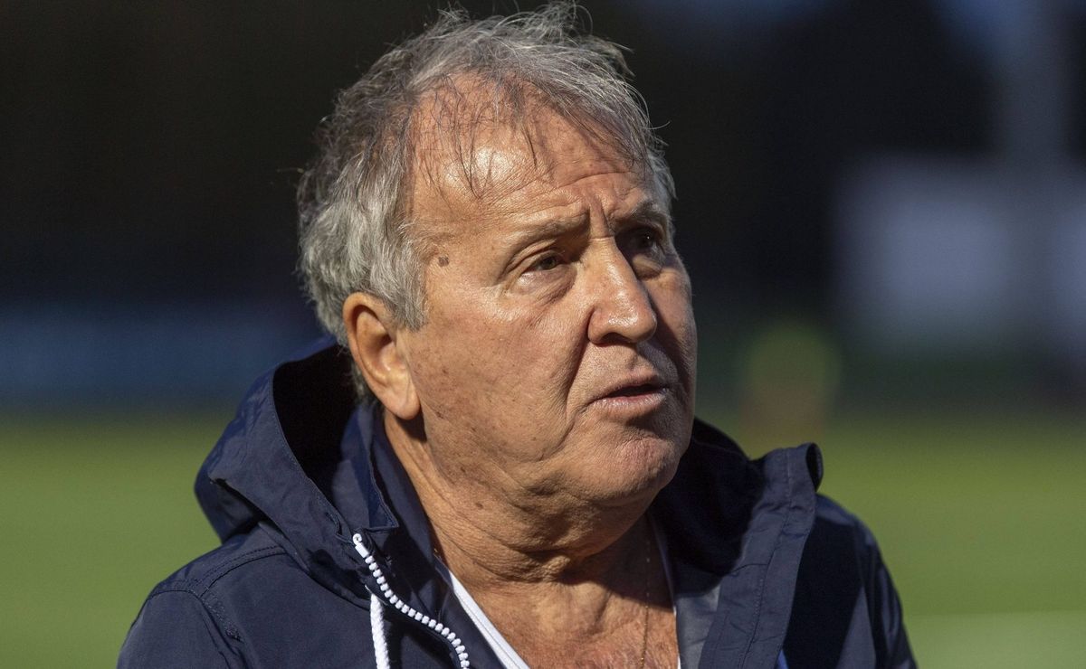 palmeiras vai sofrer após saída de abel ferreira, diz zico: "um dia acontece"