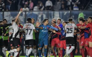 vasco é multado em r$ 10 mil após confusão em jogo do brasileirão série a