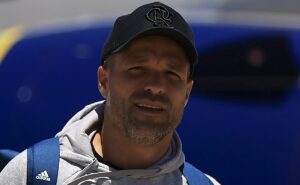 diego ribas é aprovado para assinar com rival do palmeiras e voltar ao futebol como dirigente