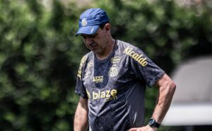 carille tem cobiça para sair do santos imediatamente, mas técnico só deixará o peixe em dezembro