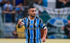 lateral fábio foi expulso em grêmio x fortaleza por conta de fala polêmica