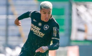 botafogo é notificado pelo américa mg sobre pagamento de 70 mil dólares por carlos alberto