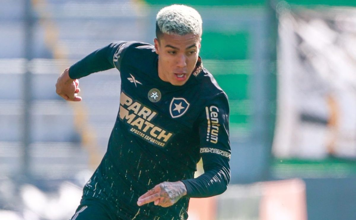 botafogo é notificado pelo américa mg sobre pagamento de 70 mil dólares por carlos alberto