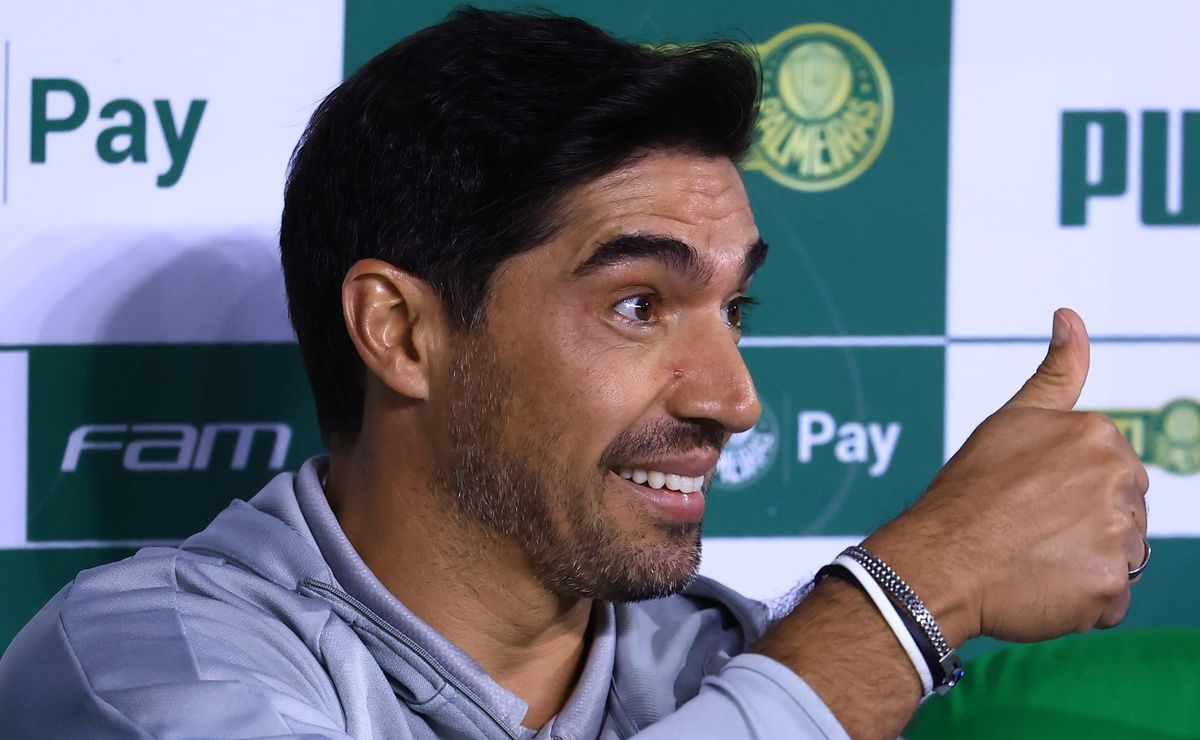 palmeiras decide contratar novo centroavante aprovado por abel ferreira em 2025