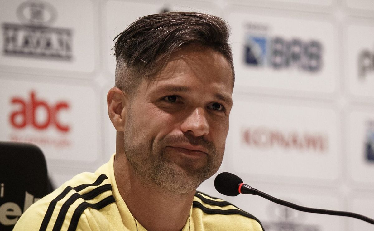 diego ribas de volta ao flamengo tem decisão do ex jogador após chegada de filipe luís