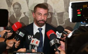 vasco de pedrinho pode prejudicar globo com lfu e premiere ameaça 'sumir' em 2025