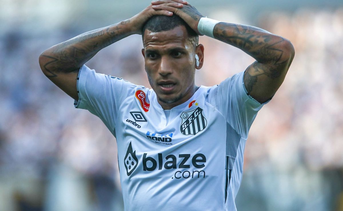 otero é barrado no santos por carille em escalação com willian bigode e +2 novidades 