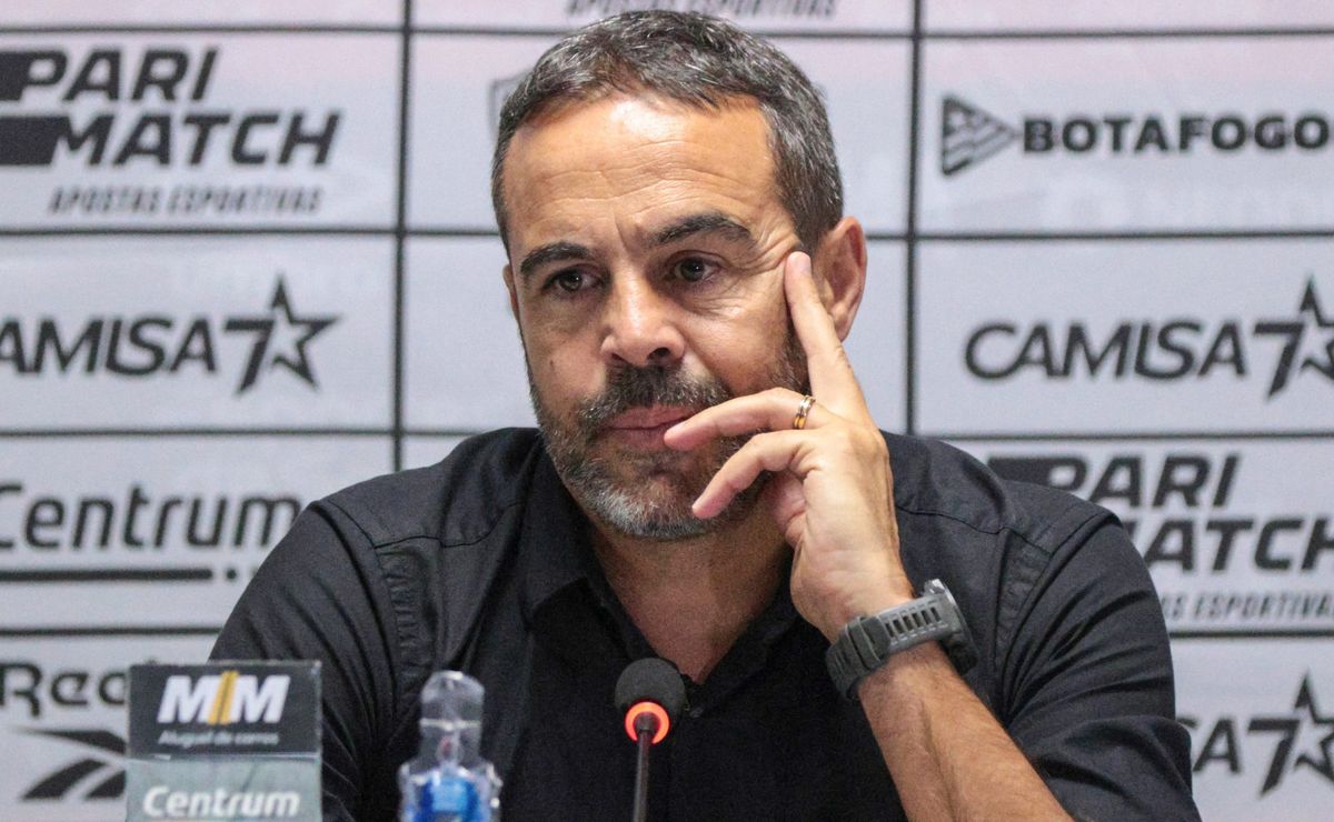artur jorge destaca poder mental do elenco do botafogo para reta final do brasileiro