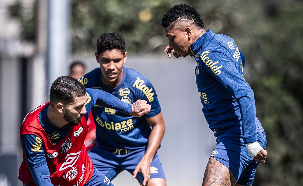 billy arce e yusupha njie marcam em jogo treino e pedem passagem no santos