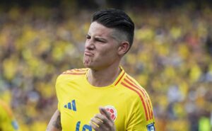 james rodríguez vive momento especial pela colômbia e mantém ‘costume’ de ser diferente na seleção