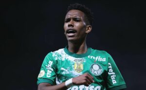 destaque do palmeiras, estêvão começa transição física e retorno é cogitado contra bragantino