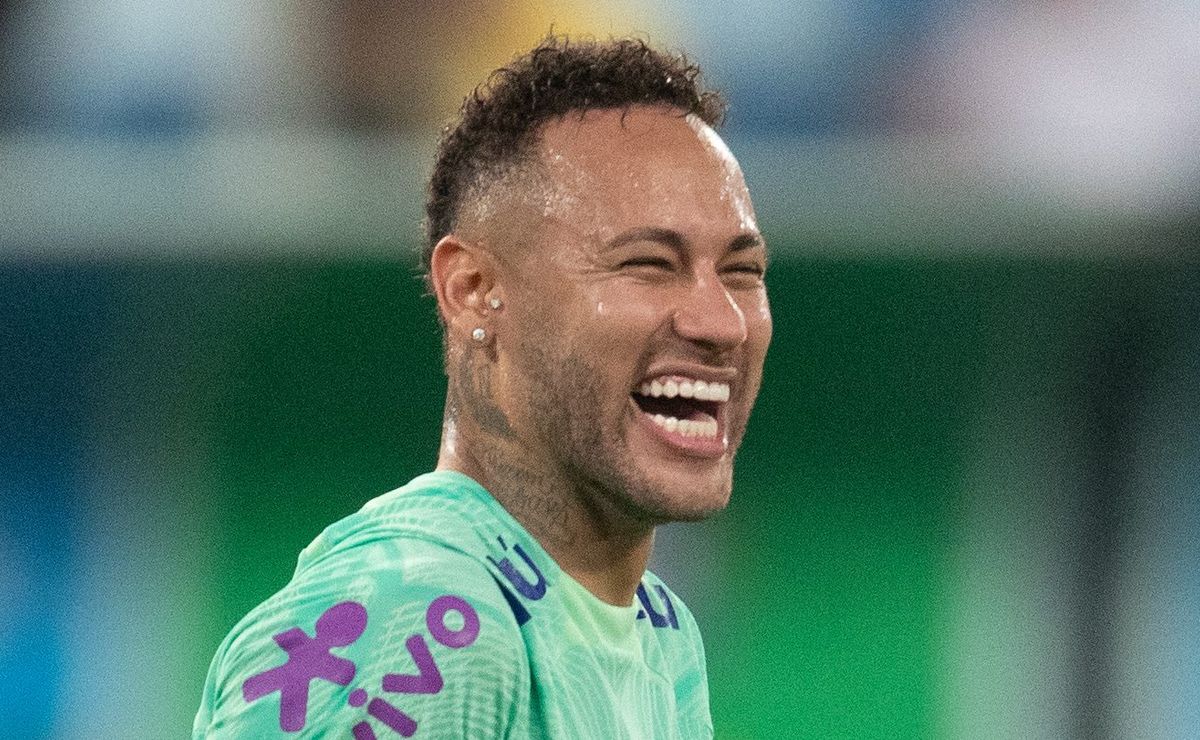 neymar surpreende em recuperação e pode voltar a jogar futebol em outubro; retorno à seleção seria em novembro