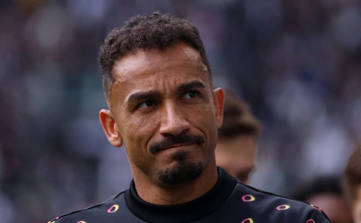 flamengo avança nas conversas para contratar danilo em janeiro e saída da juventus ganha força