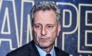 contrato até 2030: flamengo irá renovar com gerson após autorização de landim