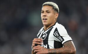 matheus martins desabafa no botafogo e deixa ‘aviso’ para a torcida: “tranquilo para brigar”