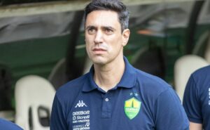 bernardo franco desmerece corinthians após derrota do cuiabá no brasileirão: "poderíamos ter ganho tranquilamente”