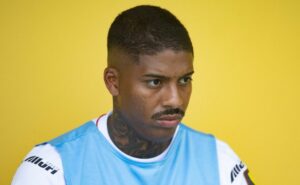 jean pyerre, ex grêmio, tem situação oficial confirmada no ypiranga e estreia com assistência