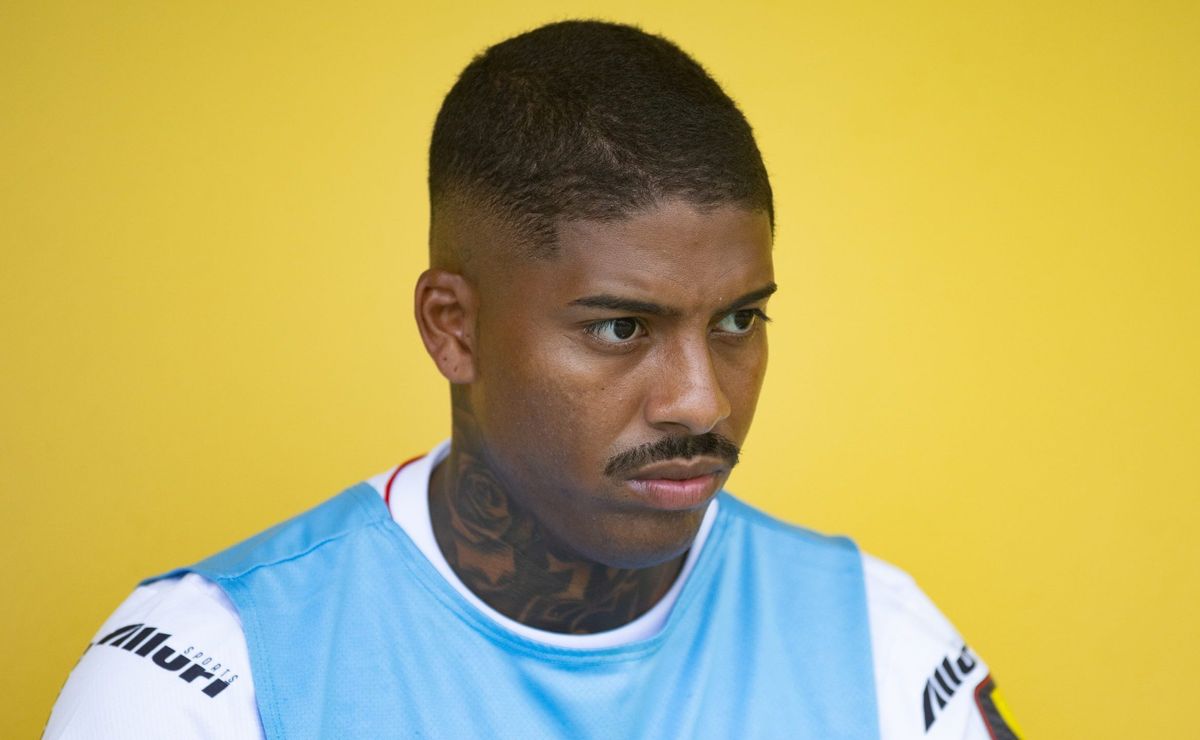 jean pyerre, ex grêmio, tem situação oficial confirmada no ypiranga e estreia com assistência