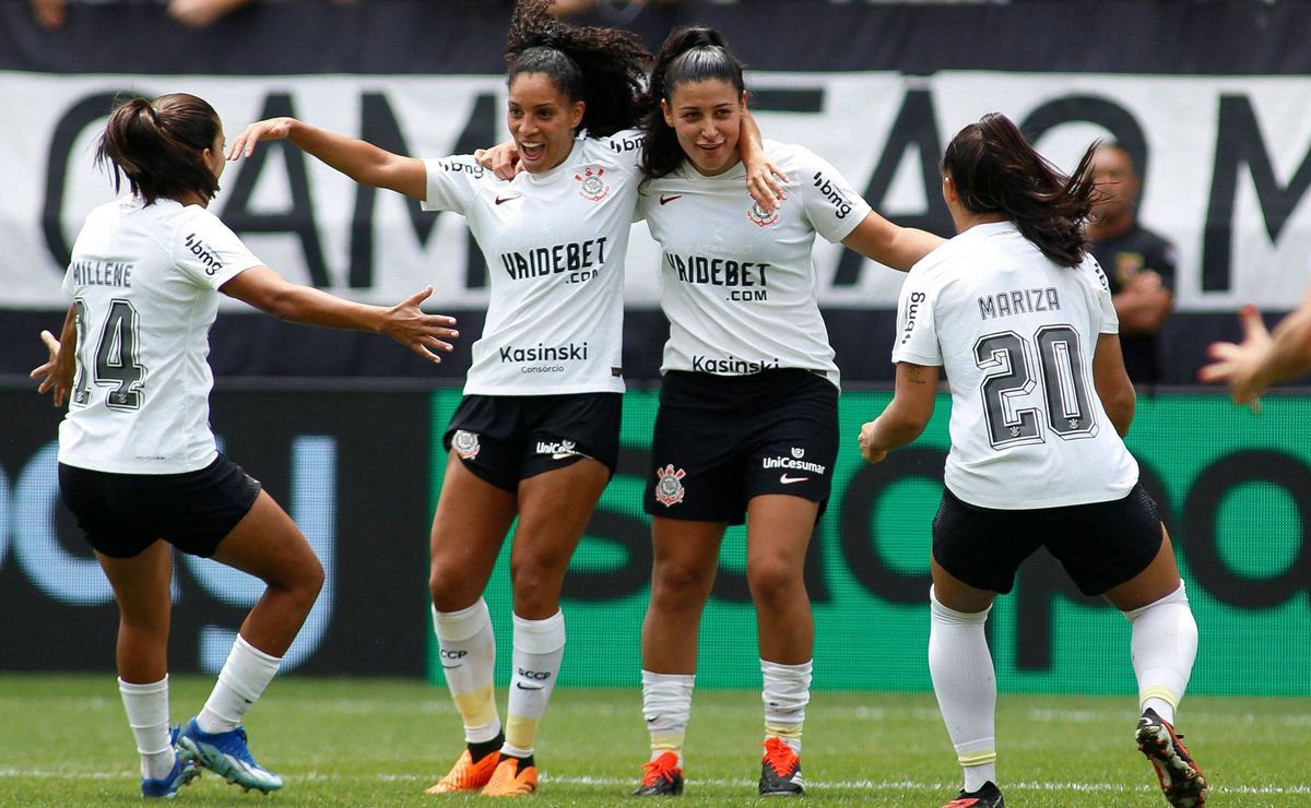 corinthians acerta com ariel godoi e juliana passari para reforçar o setor ofensivo