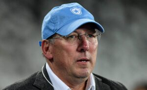 jefinho decide deixar o botafogo e textor é avisado sobre acordo com futebol português