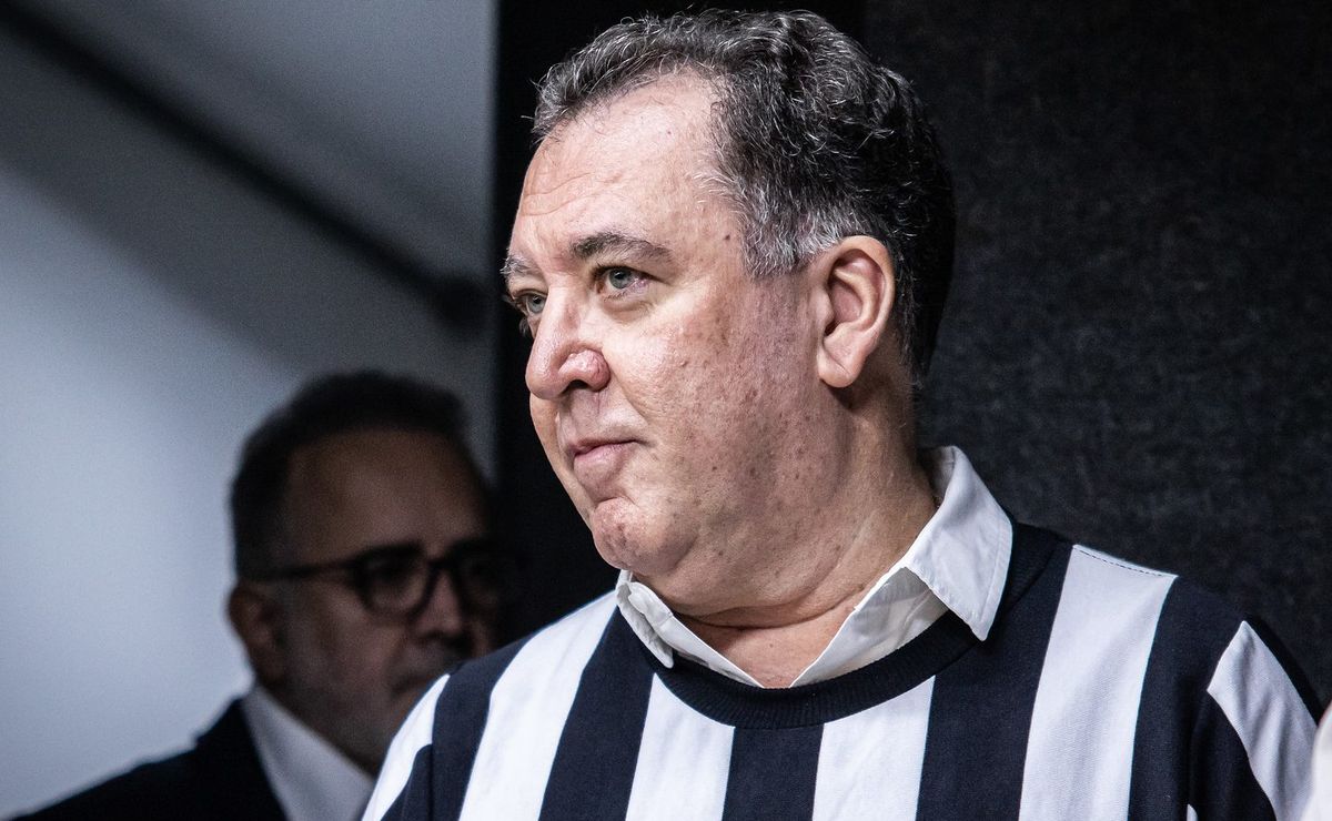 marcelo teixeira prepara 1ª renovação para 2025 e acordo com aderlan custará r$ 3 milhões ao santos