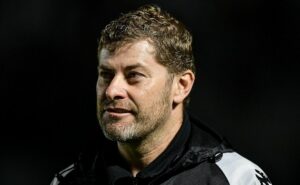 vasco terá time alternativo contra o são paulo para fazer história na copa do brasil