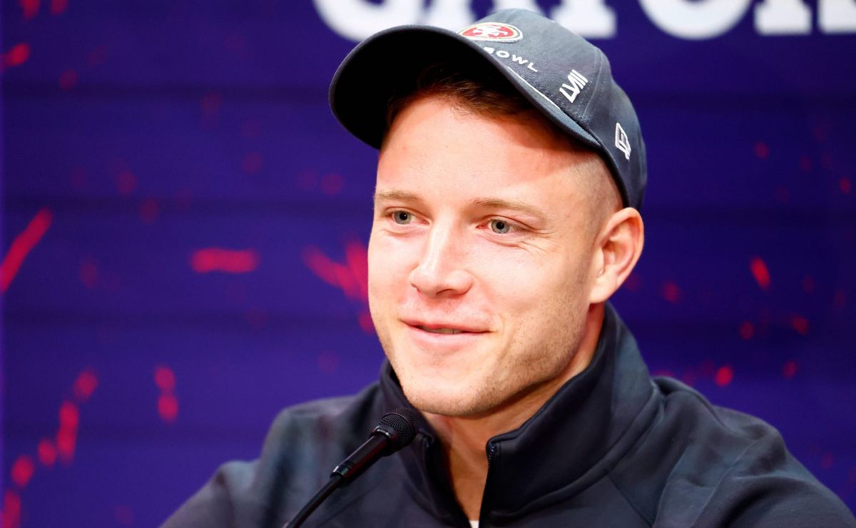 esposa de christian mccaffrey faz atualização sobre o jogador dos 49ers: "ele está..."