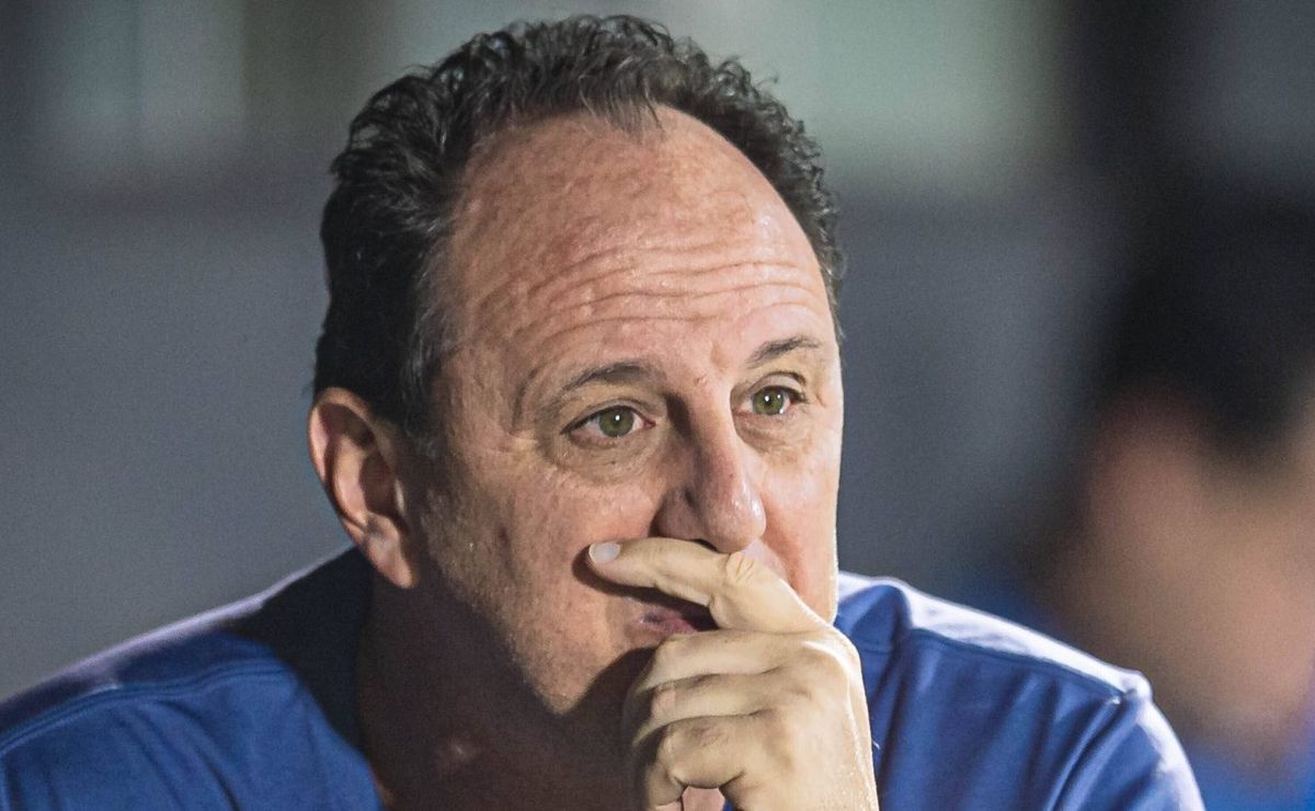 rogério ceni passa por situação difícil no bahia e ex são paulo corre risco de demissão