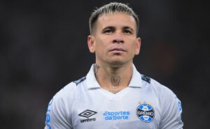 grêmio se complica com permanência de soteldo e volta ao santos ganha força 